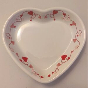 NWT -Fiesta "Valentine" Medium Heart Bowl, First Quality, Not a Factory Second